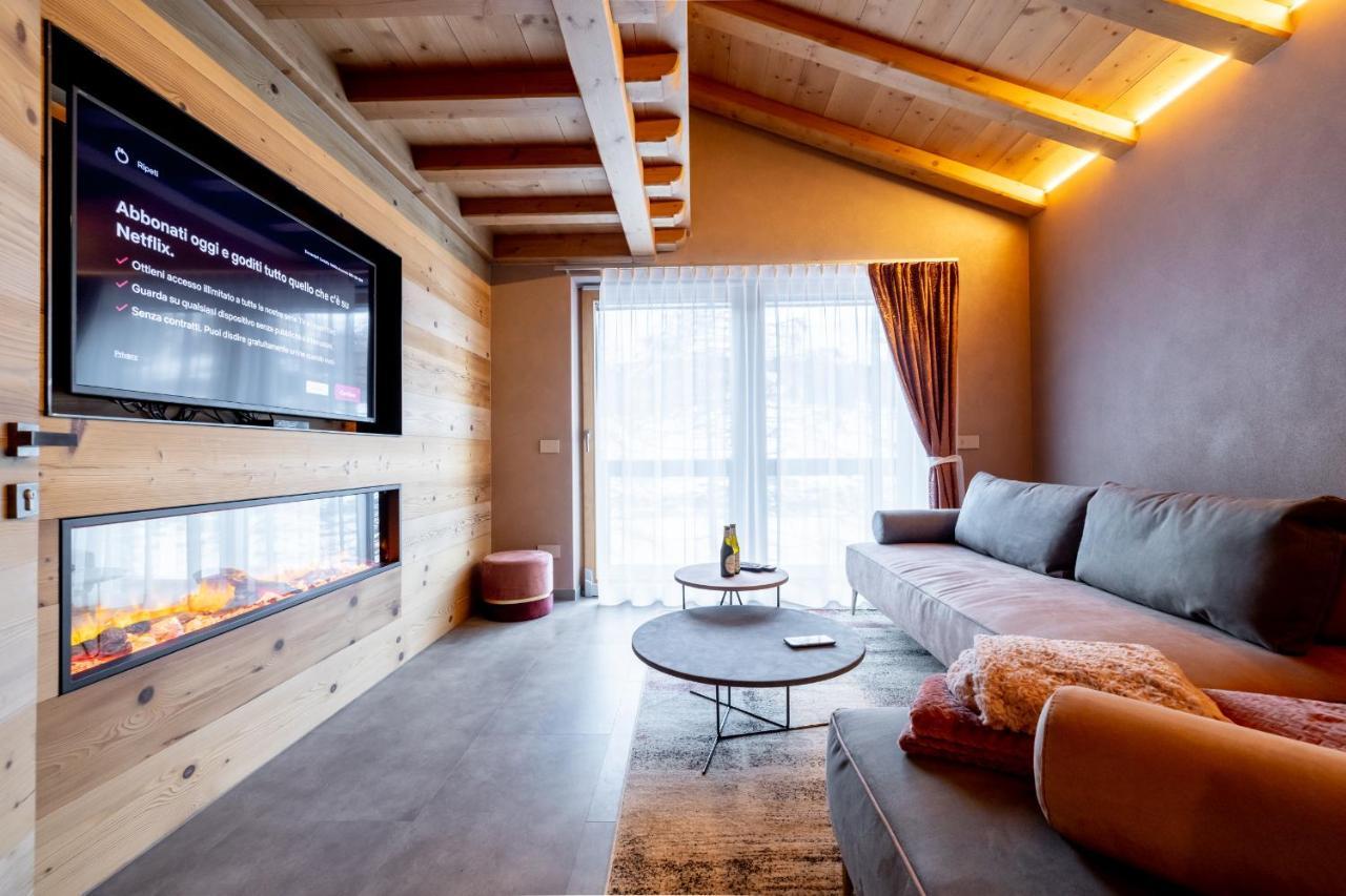 Chalet Imbosc'ché - B&B in beautiful surroundings Livigno Extérieur photo